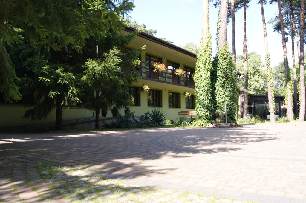 Hotel Graf Łask Eksteriør bilde