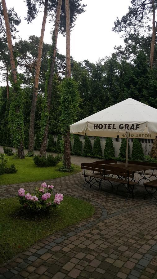 Hotel Graf Łask Eksteriør bilde
